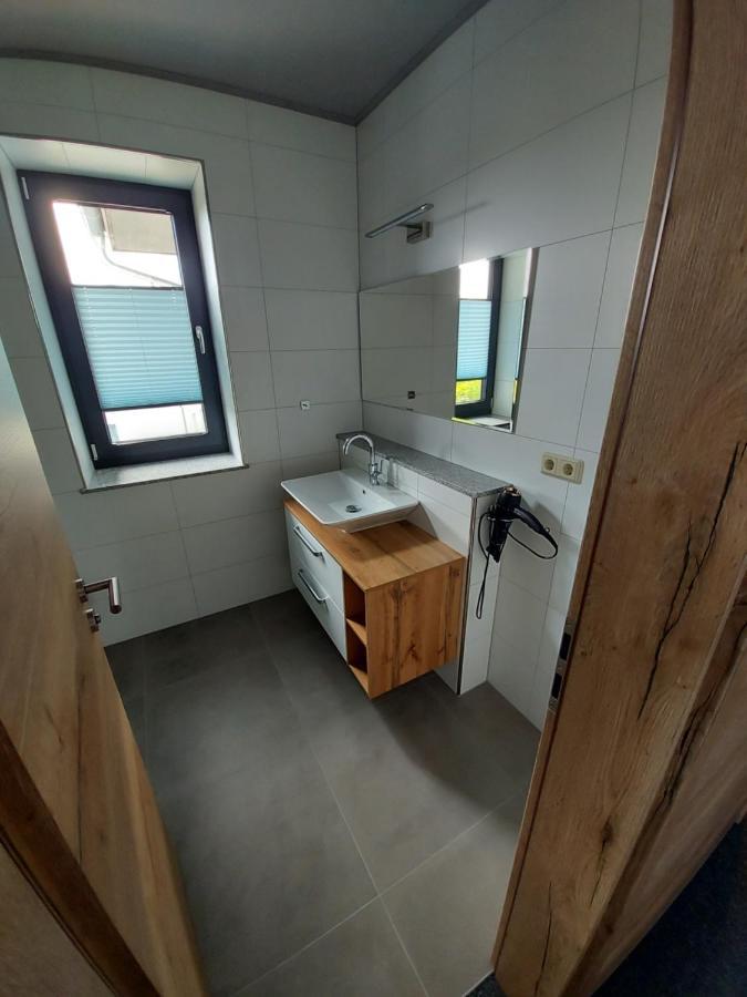 Ferienwohnung Nikolena Pirmasens Exterior photo